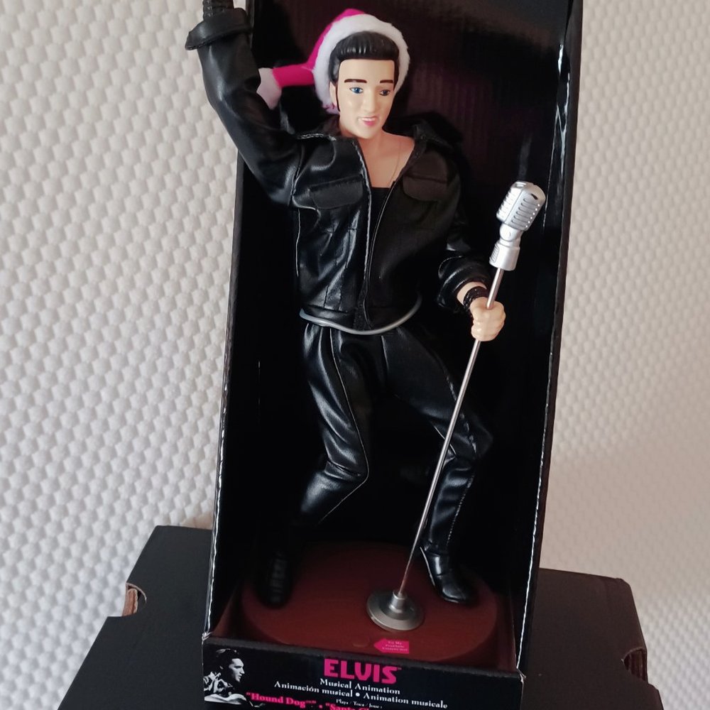 Elvis musical animation & AUDIO it plays 2 Elvis song hits BRAN NEW!